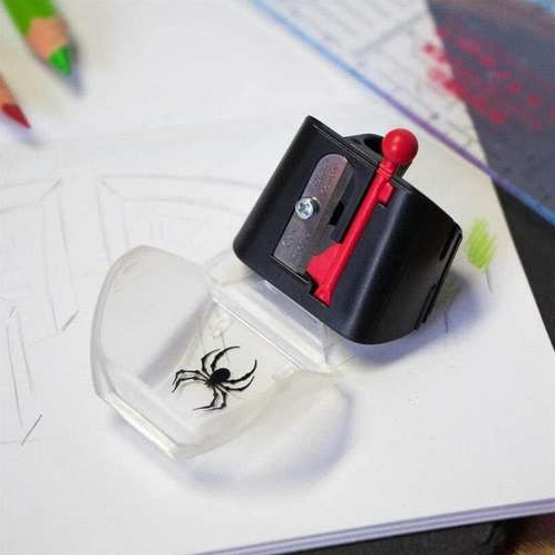 KUM puntenslijper black widow-3