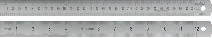 Staal liniaal 30 cm.